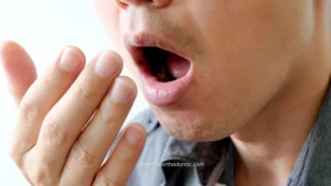 Bau mulut saat puasa adalah masalah umum yang dialami banyak orang. Ketahui penyebab dan cara efektif mengatasi bau mulut selama Ramadan tanpa membatalkan puasa.